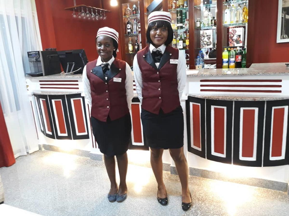 Safyad Hotel Yaoundé Eksteriør billede