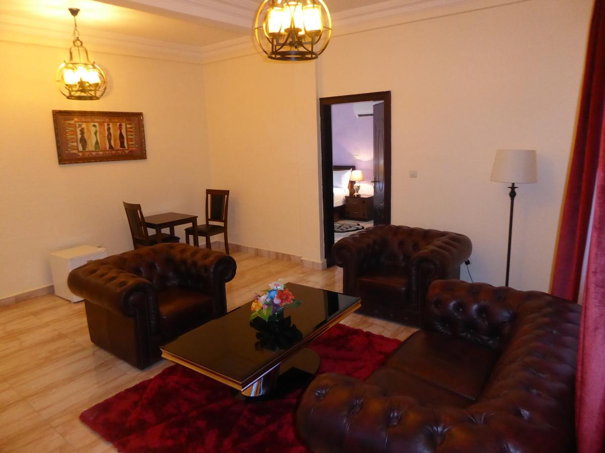 Safyad Hotel Yaoundé Eksteriør billede