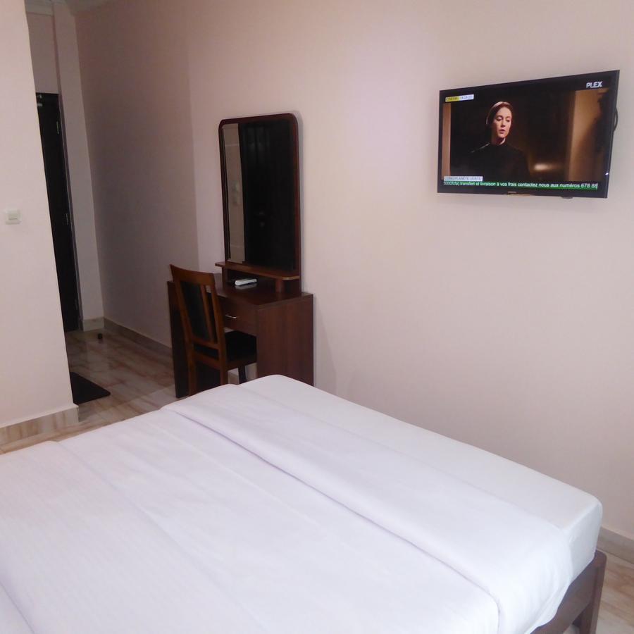 Safyad Hotel Yaoundé Eksteriør billede